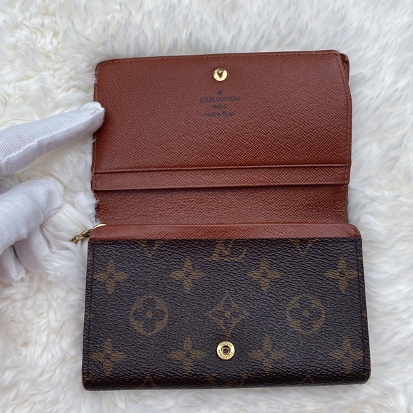 ✨ Louis Vuitton Monogram Wallet - Picture 7 of 15